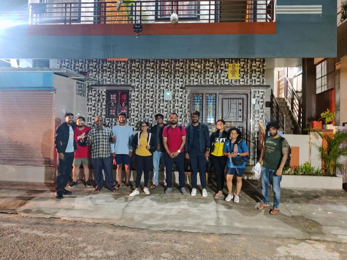 Balaji Homestay 亨比 外观 照片