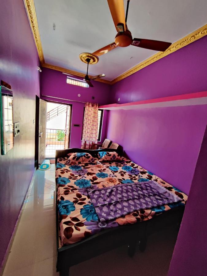 Balaji Homestay 亨比 外观 照片